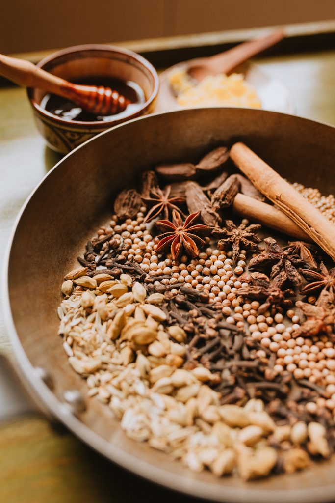¿Qué es el Ayurveda y por qué puede ayudarte a tener una vida más plena y saludable?